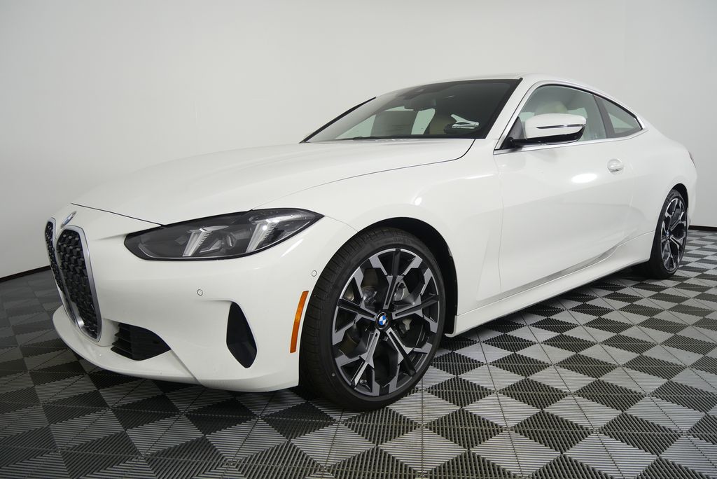 Thumbnail: 2026 BMW 4 Series - 8
