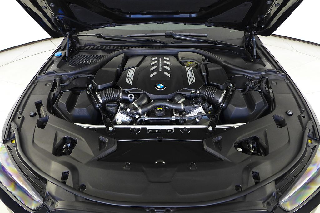 Thumbnail: 2023 BMW 8 Series - 6