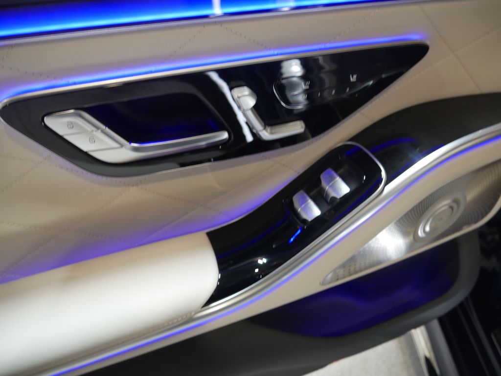 Thumbnail: 2026 Mercedes-Benz S-Class - 21