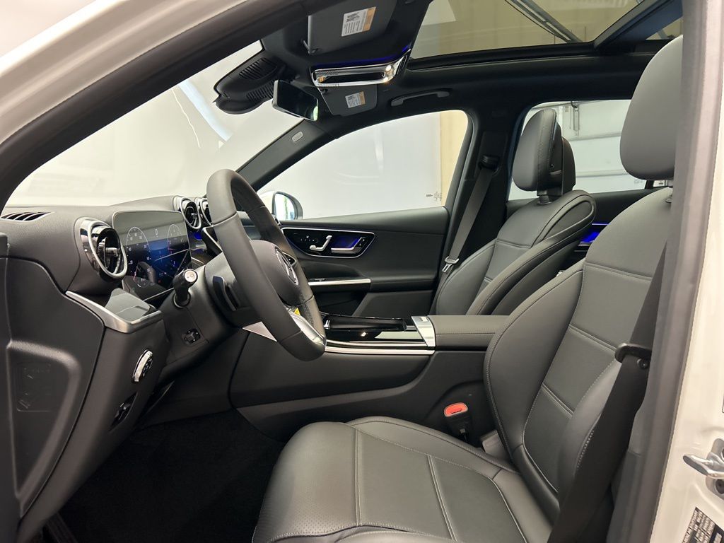 Thumbnail: 2026 Mercedes-Benz GLC - 12