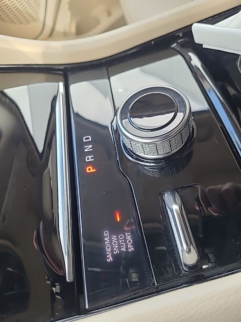 used 2021 Jeep Grand Cherokee L car, priced at $24,698