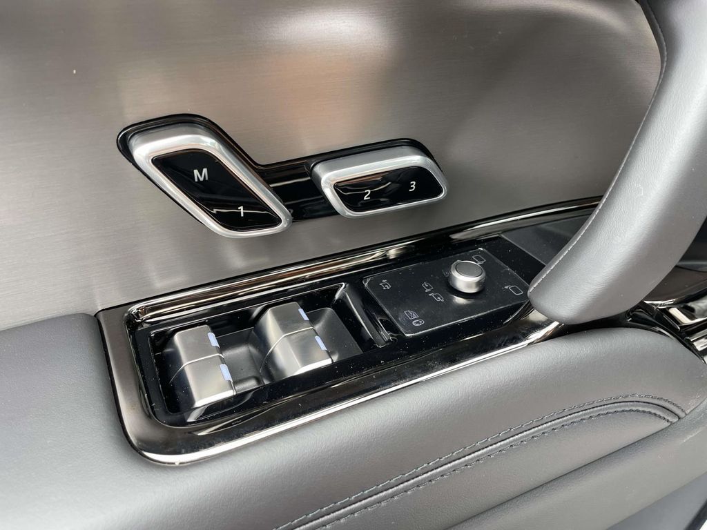 New 2026 Gray Land Rover Dynamic SE image 32