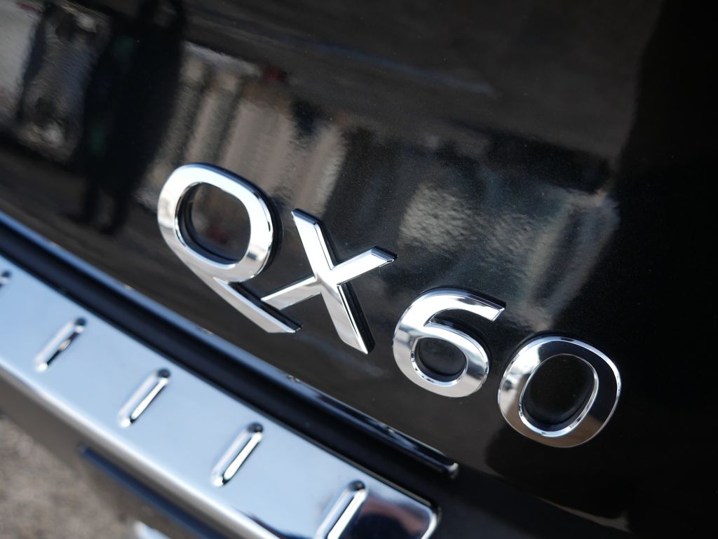 Thumbnail: 2022 INFINITI QX60 - 10