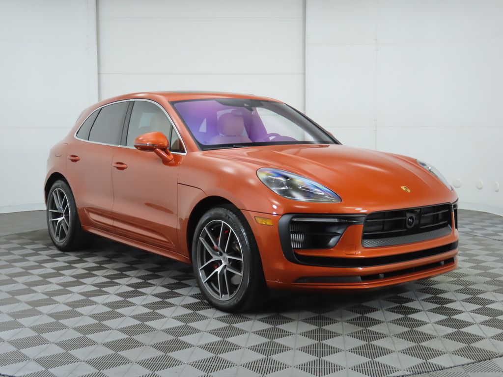 2024 Porsche Macan S 3