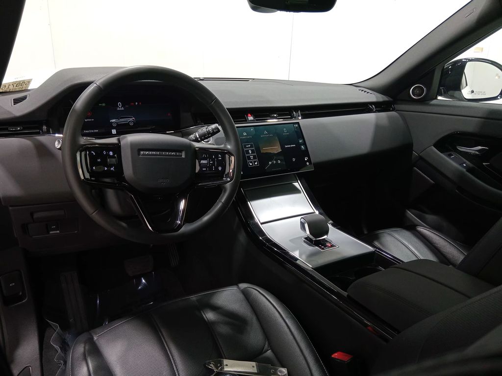 2024 Land Rover Range Rover Evoque Core S