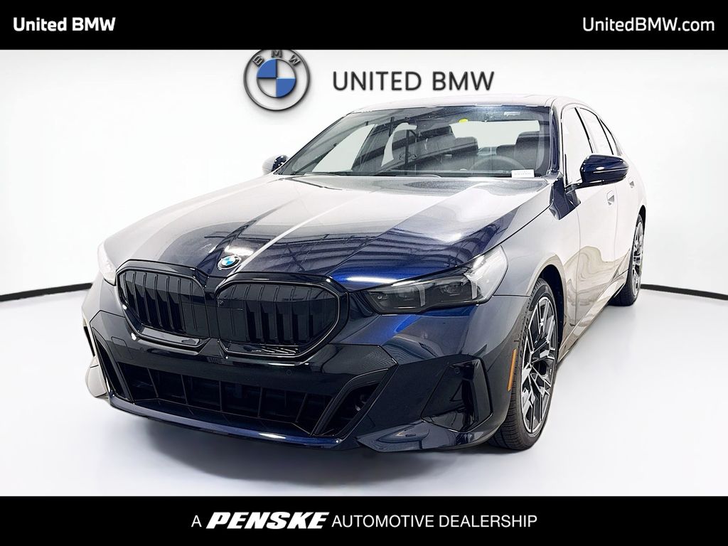 Thumbnail: 2027 BMW 5 Series - 1
