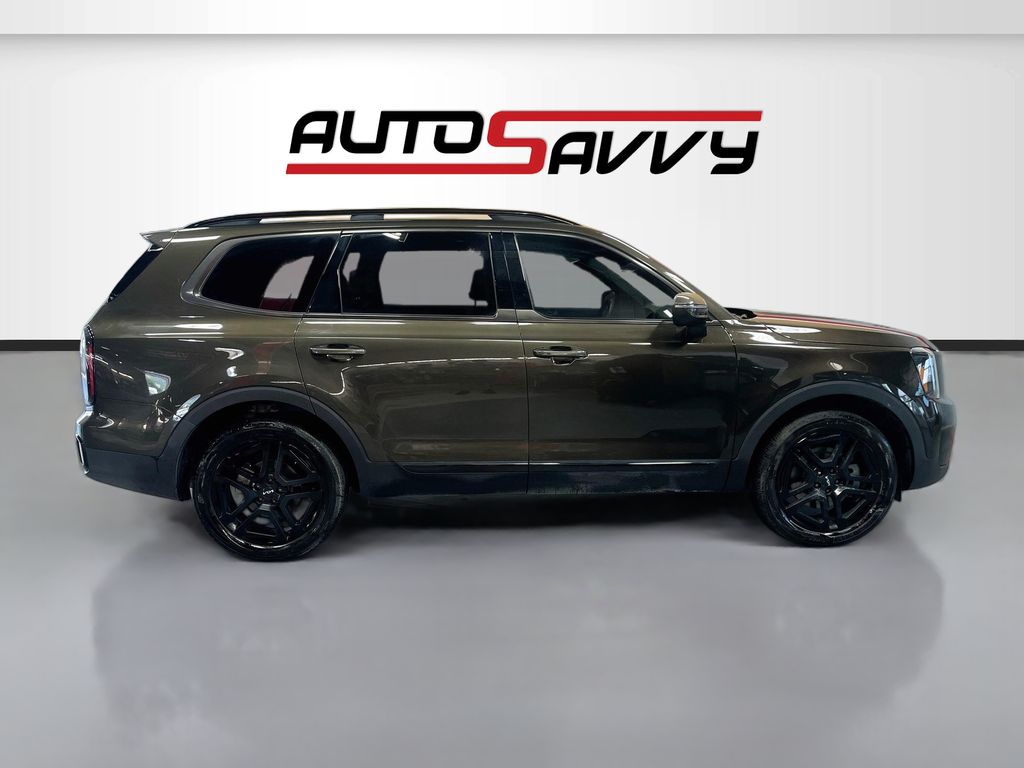 Used 2024 Green Kia EX X-Line image 8