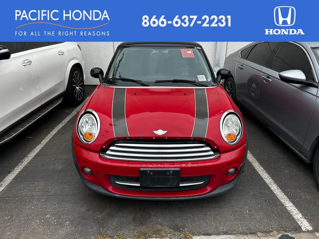 2013 MINI Cooper Hatchback FWD
