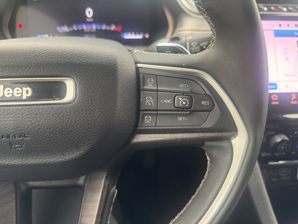 Used Car 2023 Jeep Grand Cherokee L  Limited For Sale Under $30,000 In Round Rock, Texas