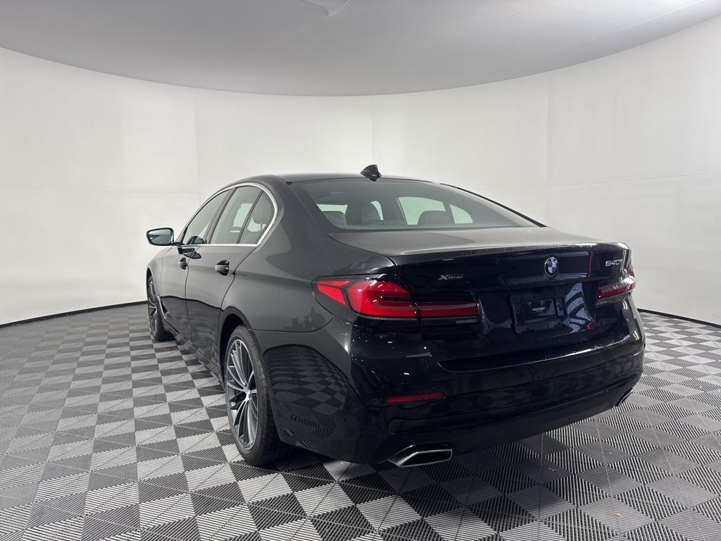 Thumbnail: 2023 BMW 5 Series - 7