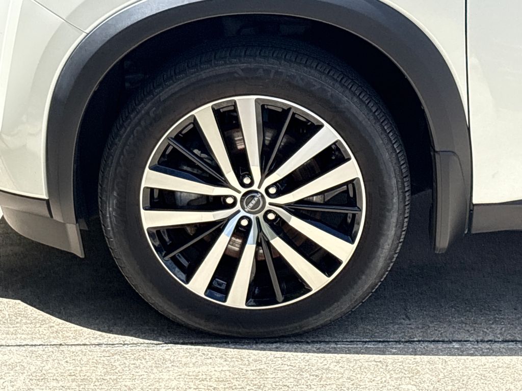Certified Used 2024 White Nissan Platinum image 12