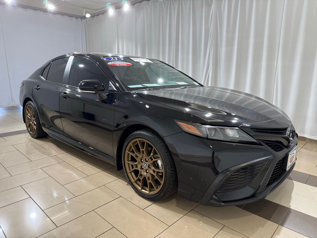 2023 Toyota Camry SE 7