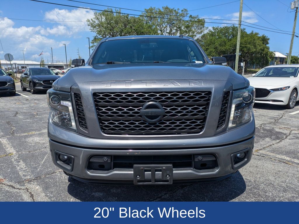 2019 Nissan TITAN SV