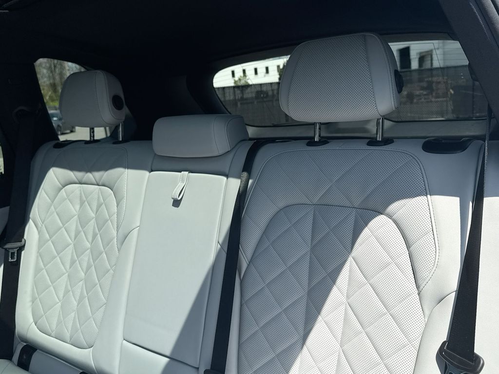 2025 BMW X5 xDrive40i 23