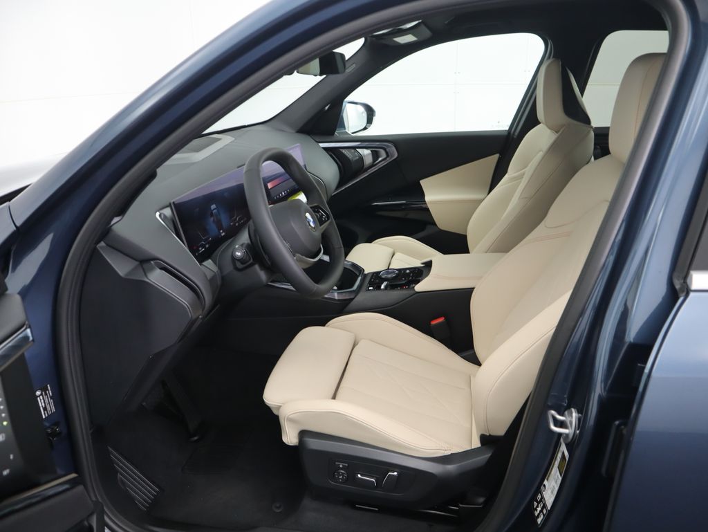 Thumbnail: 2026 BMW X3 - 20