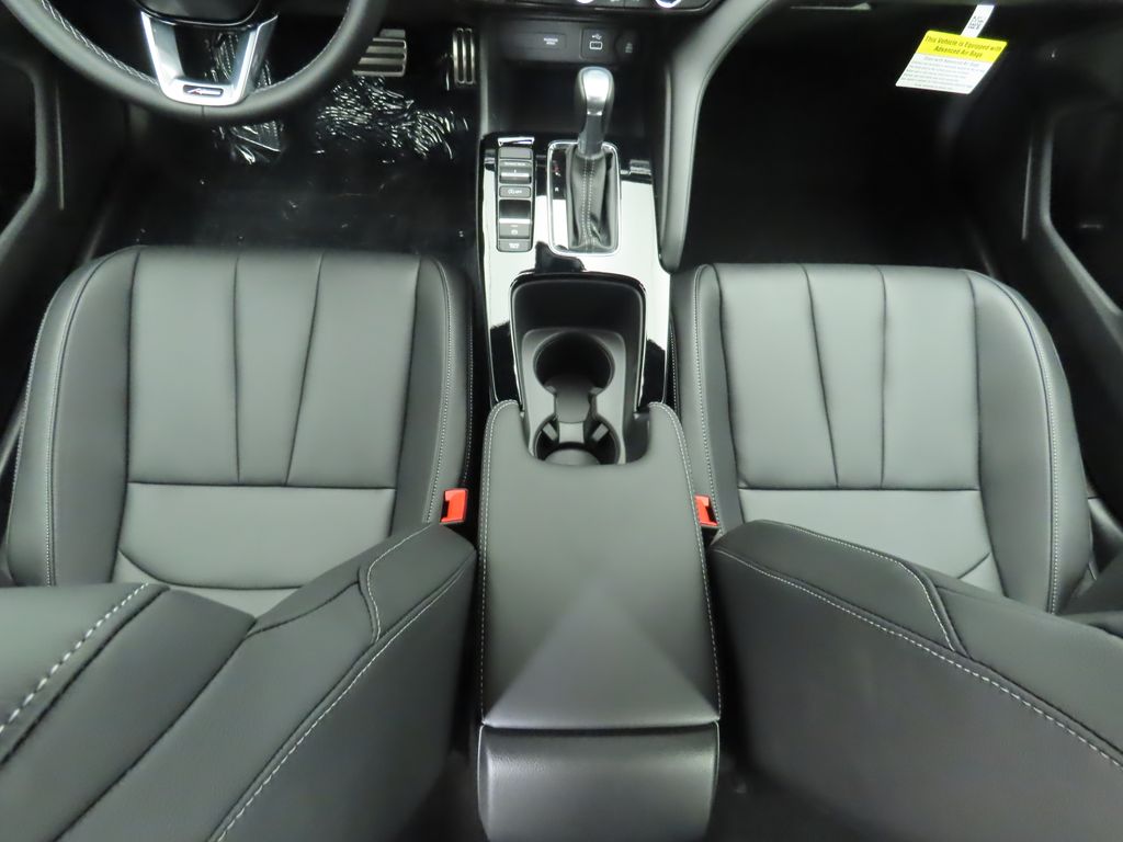 Thumbnail: 2025 Acura Integra - 18