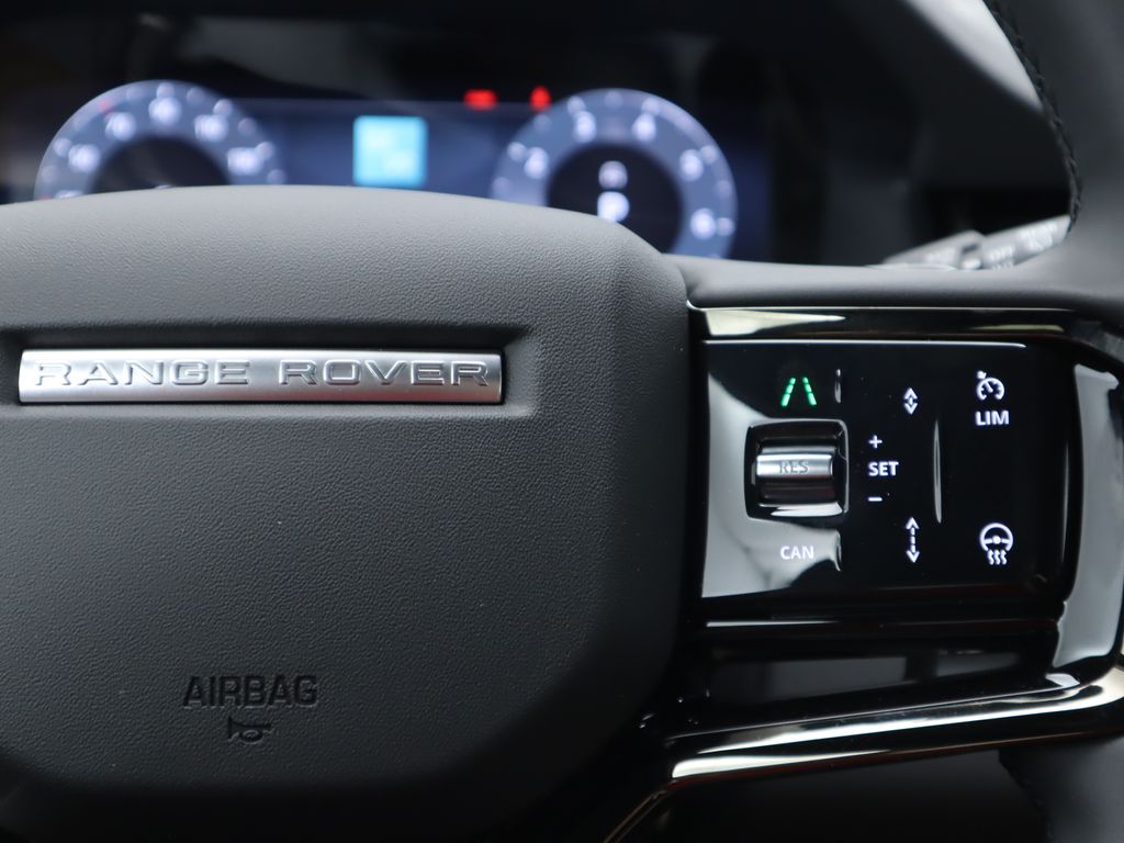 Thumbnail: 2024 Land Rover Range Rover Evoque - 12