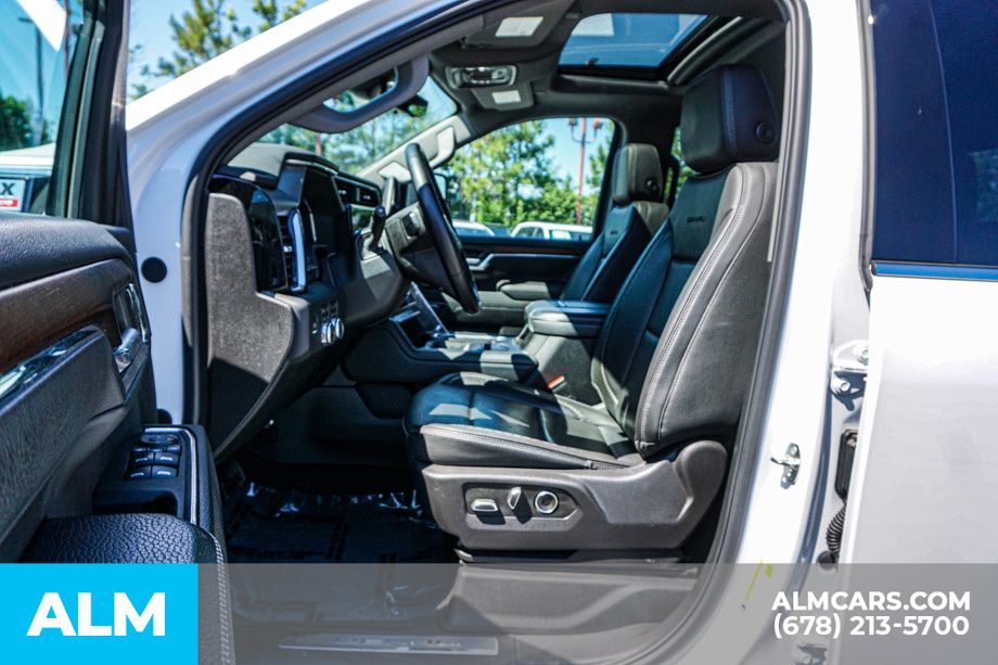 Used 2024 White GMC Denali image 18