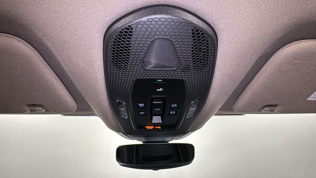 Thumbnail: 2024 Porsche Panamera - 30