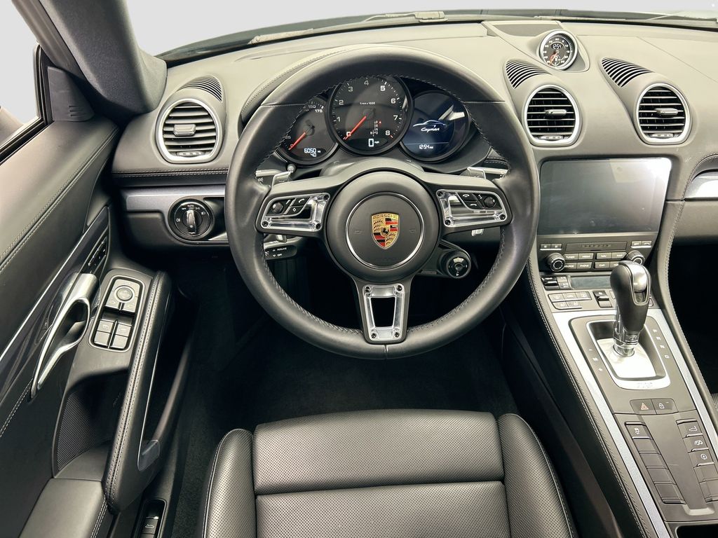 Thumbnail: 2025 Porsche 718 Cayman - 17