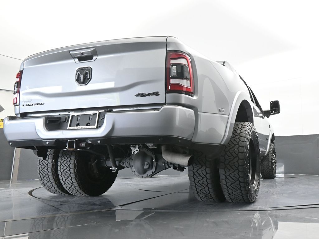 Used 2024 Billet Silver Metallic Clearcoat Ram Limited image 62