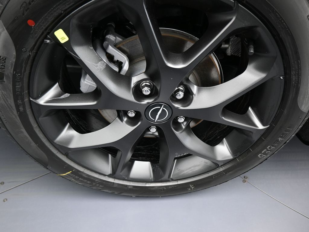 New 2026 Diamond Black Crystal Pearlcoat Chrysler Select image 39