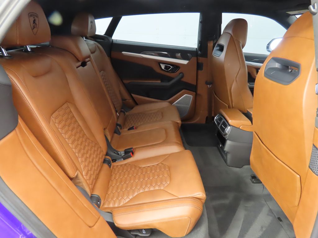 Thumbnail: 2022 Lamborghini Urus - 23