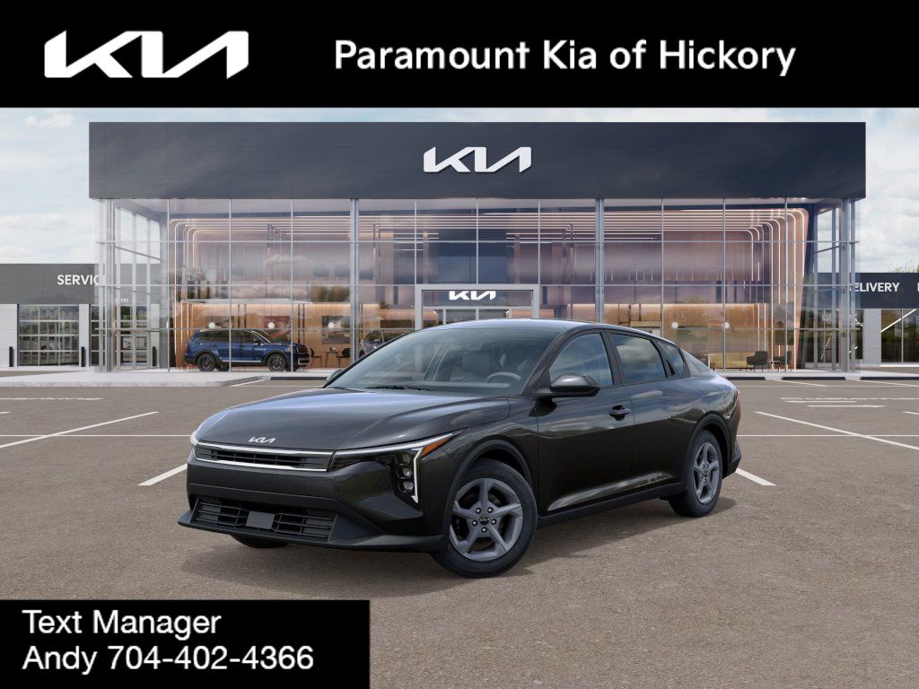2025 Kia K4 LXS FWD