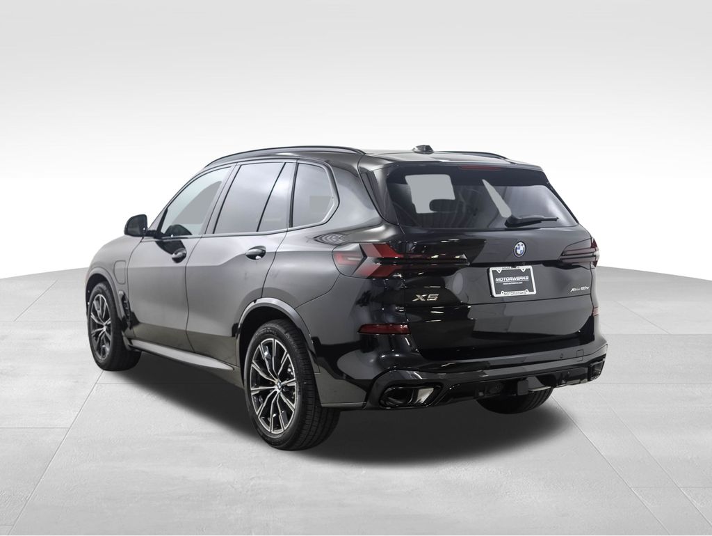 2026 BMW X5 xDrive50e 3
