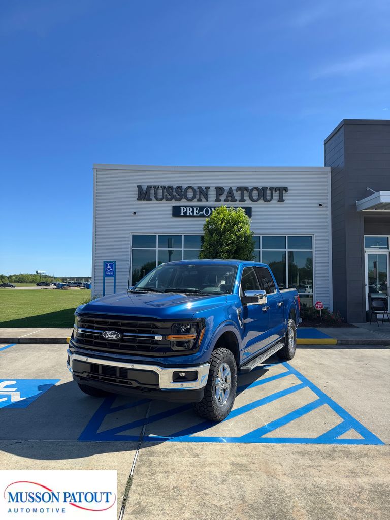 Blue Metallic 2025 Ford F-150 XLT SuperCrew 4WD Pickup Truck Four-Wheel Drive Automatic