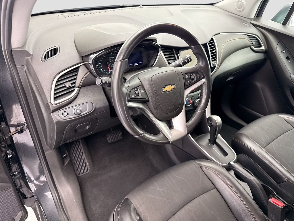 Thumbnail: 2019 Chevrolet Trax - 9