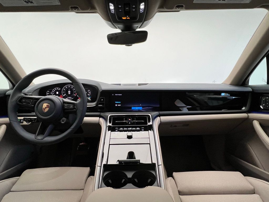 Thumbnail: 2026 Porsche Panamera - 6