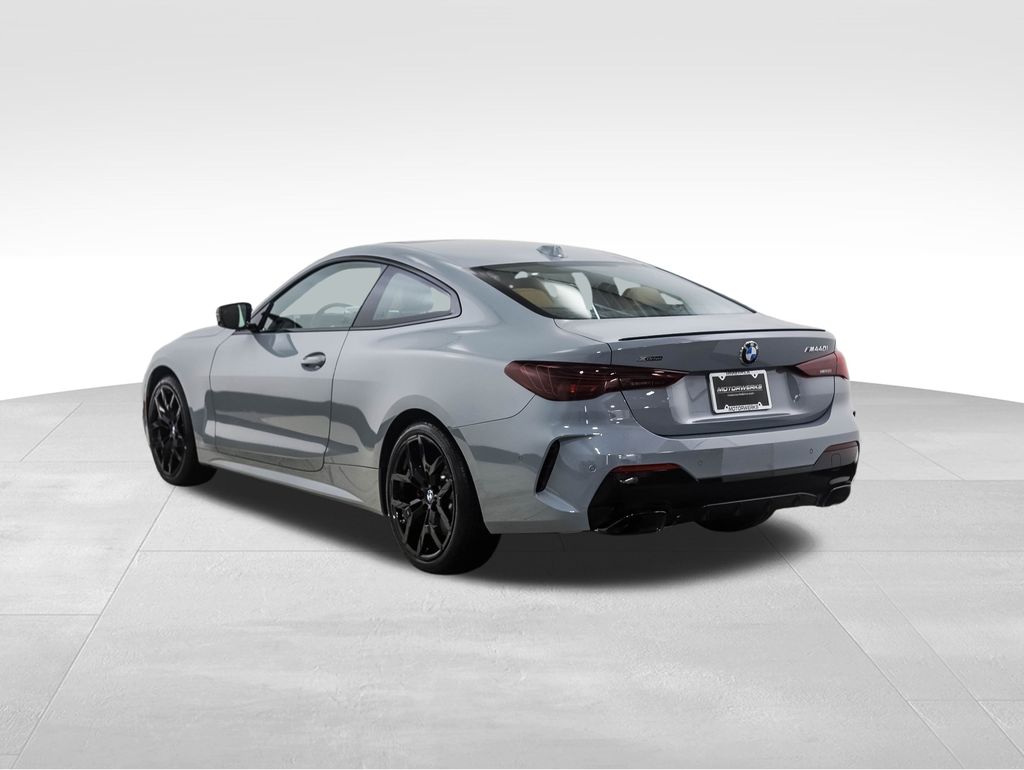 Thumbnail: 2026 BMW 4 Series - 3