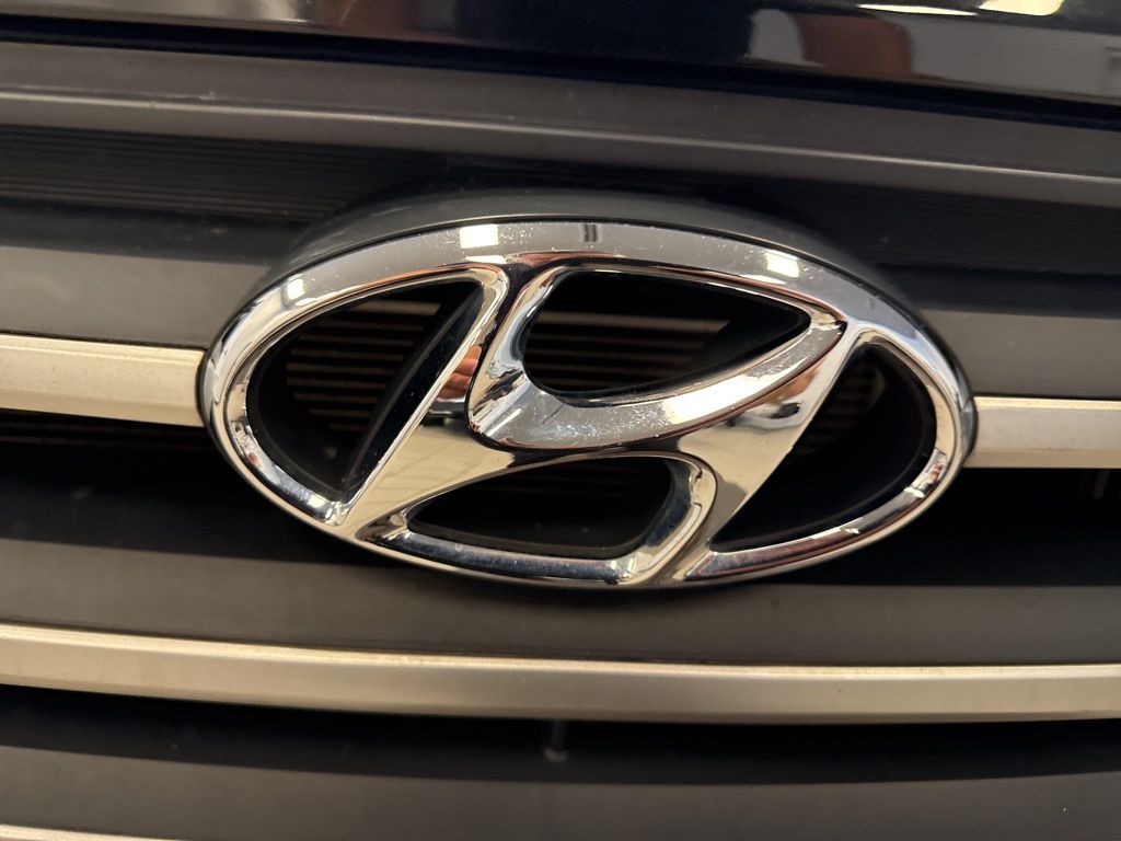 2018 Hyundai Tucson Value photo 2
