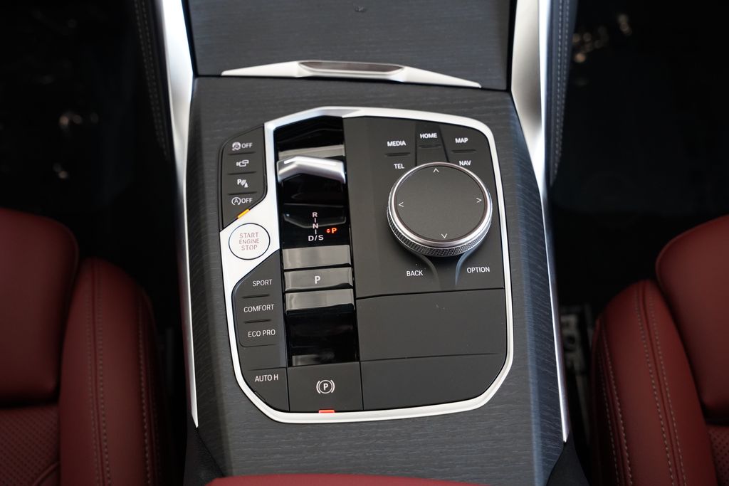 Thumbnail: 2026 BMW 4 Series - 18