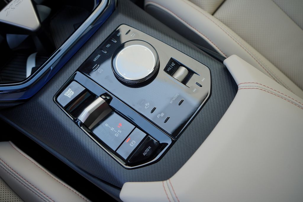 Thumbnail: 2025 BMW X3 - 19