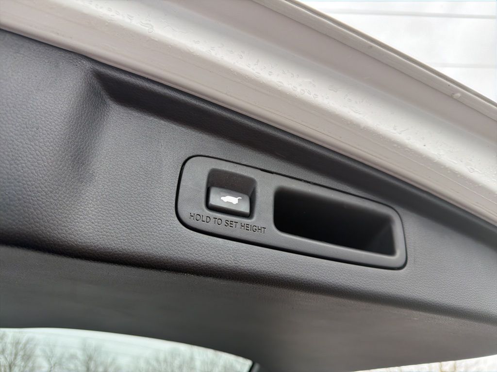 Thumbnail: 2023 Honda CR-V - 23