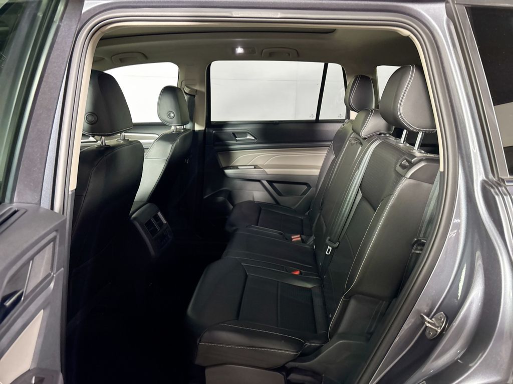 2023 Volkswagen Atlas SEL