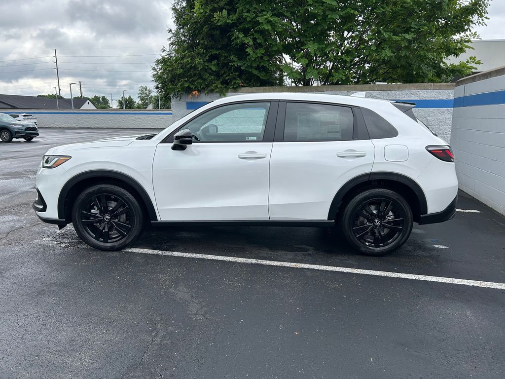 Thumbnail: 2027 Honda HR-V - 2