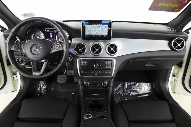 2017 Mercedes-Benz GLA 250 4MATIC 25