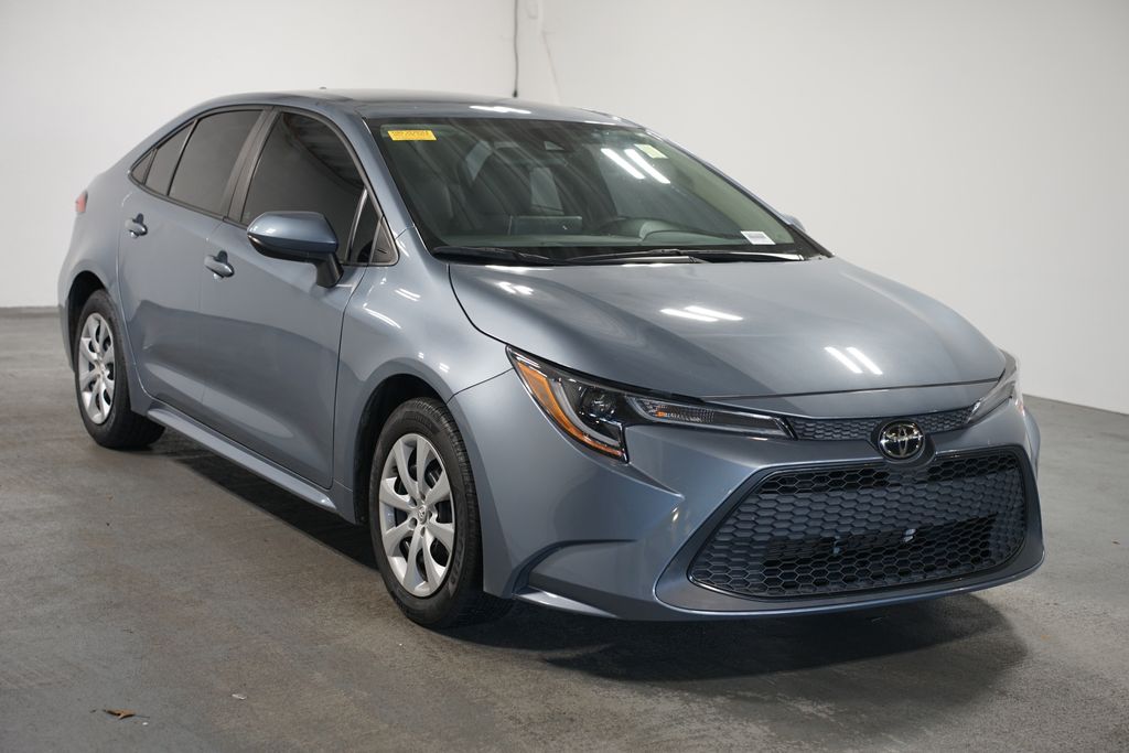 Thumbnail: 2021 Toyota Corolla - 3