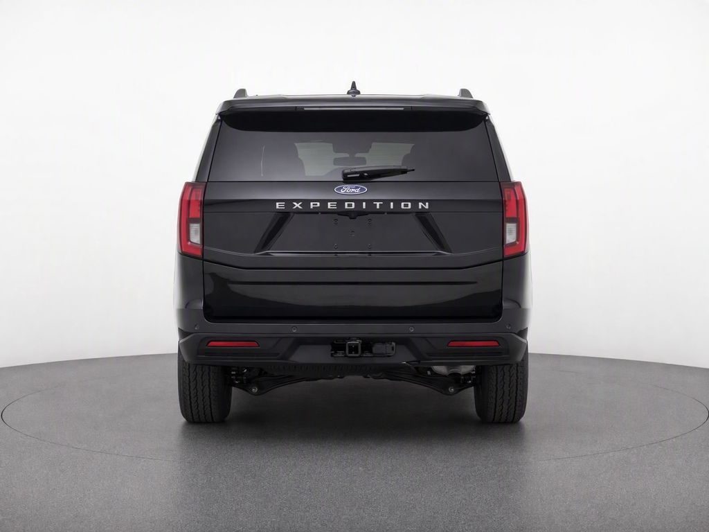 New 2027 Agate Black Metallic Ford Active image 6