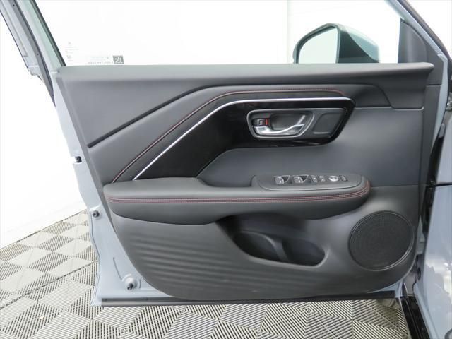 Thumbnail: 2025 Acura ADX - 25