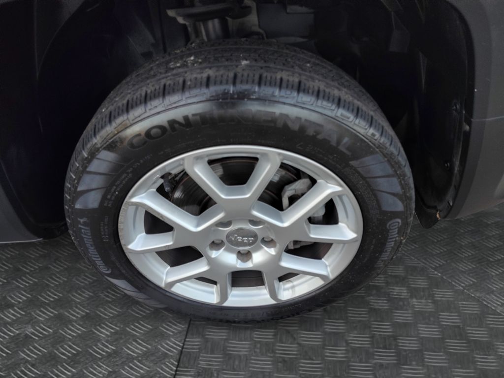 Used Car 2020 Jeep Renegade  Latitude For Sale Under $20,000 In Austin, Texas