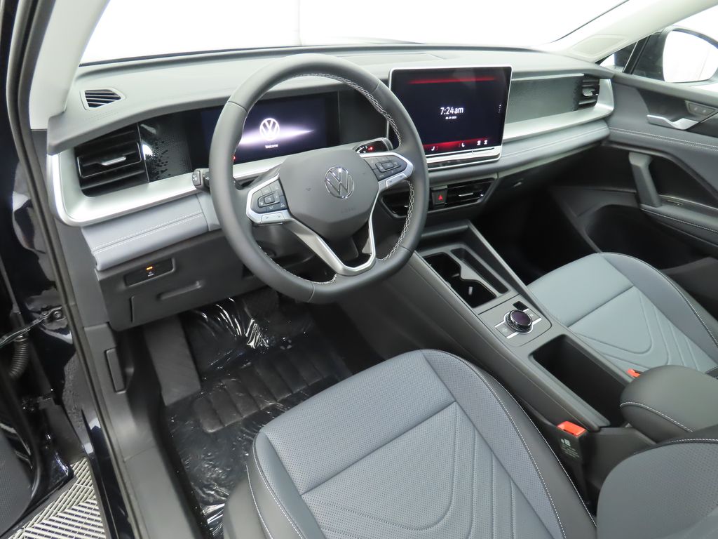 2025 Volkswagen Tiguan 2.0T 10