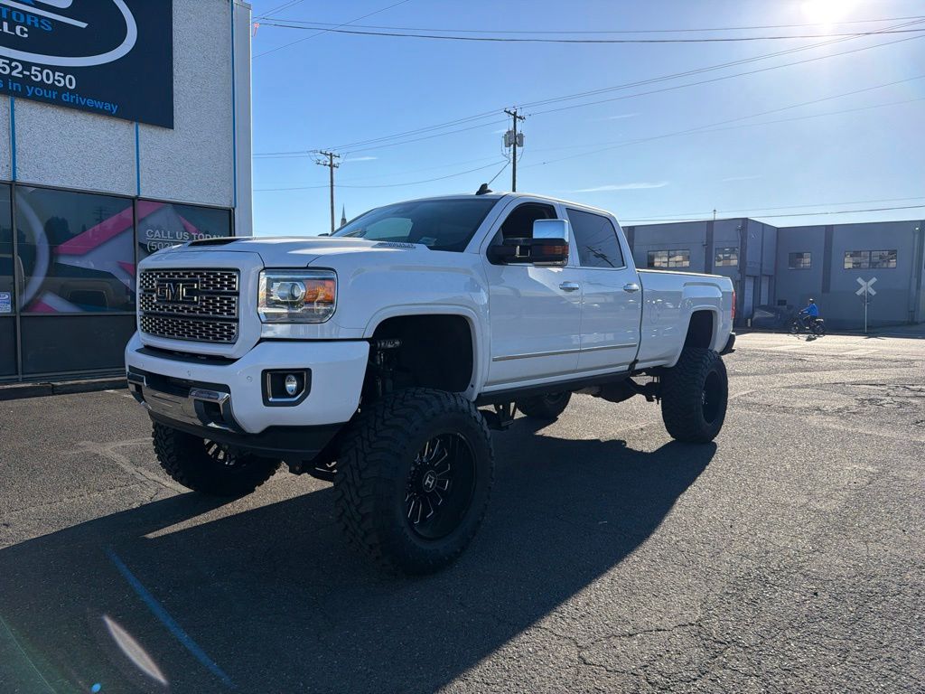 Summit White 2018 GMC Sierra 3500HD SLT Crew Cab 4WD Pickup Truck Four-Wheel Drive 6-Speed Automatic