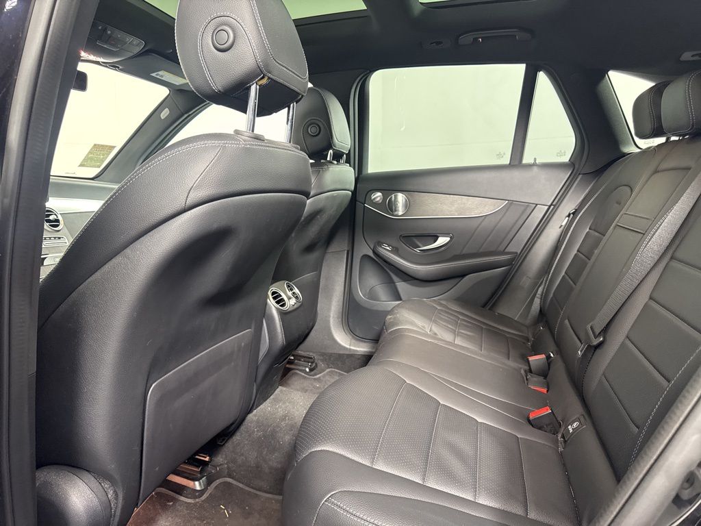 Thumbnail: 2020 Mercedes-Benz GLC - 10