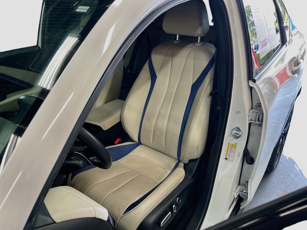 Used 2025 White Acura A-Spec Advance Package image 20
