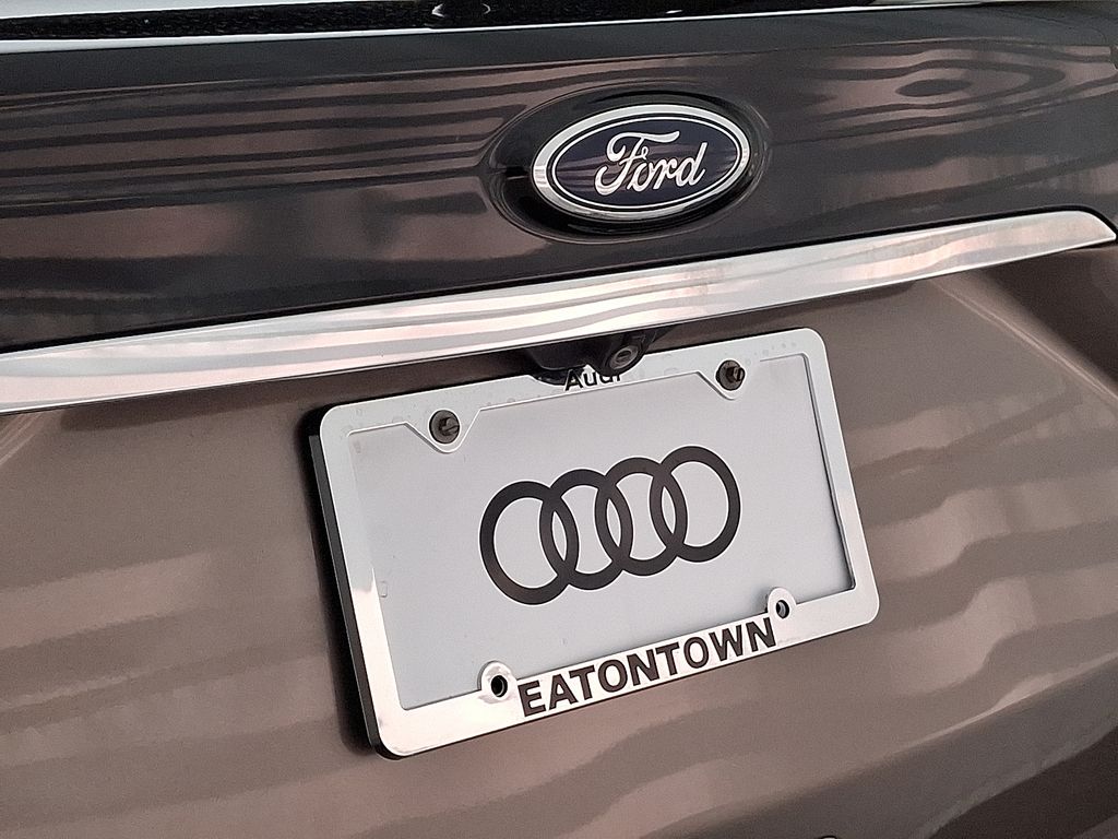 Thumbnail: 2019 Ford Edge - 31