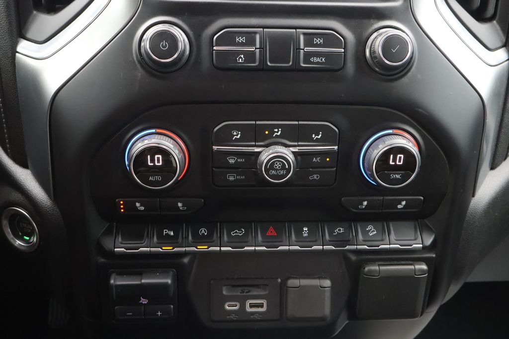 Thumbnail: 2020 Chevrolet Silverado 1500 - 27